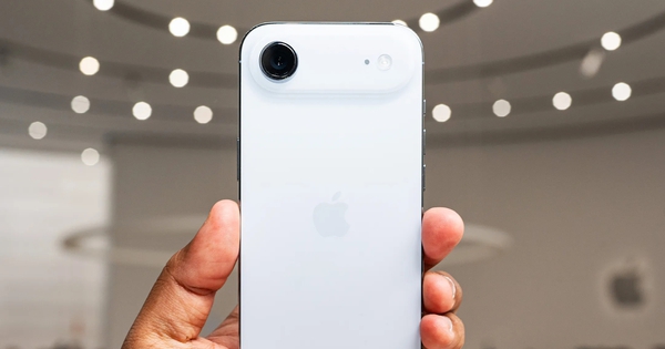 Chiếc iPhone giảm giá kỷ lục thời điểm giáp Tết Nguyên đán 2026