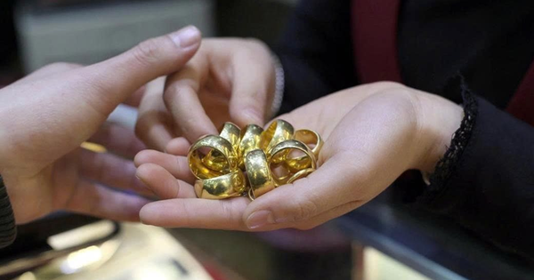 Giá vàng SJC, vàng nhẫn sáng nay ngày 12/2