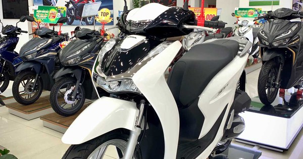 Giá xe máy Honda SH125i mới nhất Tết Bính Ngọ 2026