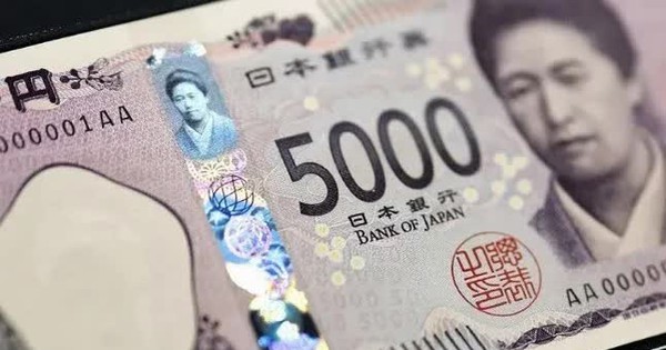 Đồng yen tăng mạnh nhất 15 tháng