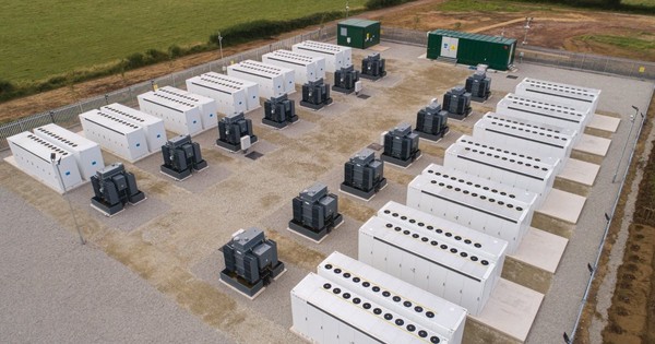 Làm xe điện không dễ ăn, ai rồi cũng phải chuyển sang lĩnh vực tỷ USD này thôi