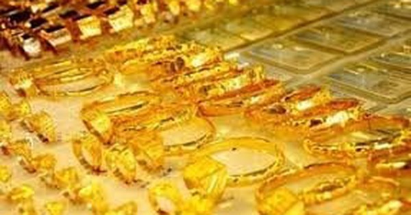Giá vàng ngày 16/2 quay đầu giảm