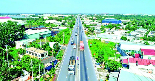 Những chuyến xe Tết trên đường tỉnh 830