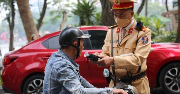 Sau một ngày CSGT toàn quốc đồng loạt ra quân xử phạt vi phạm giao thông, tổng số tiền thu được từ hàng nghìn trường hợp vi phạm là bao nhiêu?