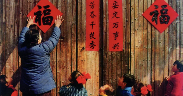 Ngỡ ngàng tục treo chữ ‘Phúc’ ngược vào dịp Tết ở Trung Quốc