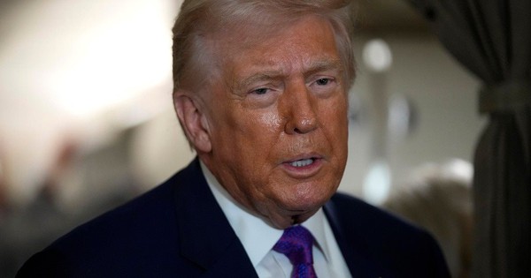 Bị Toà án Tối cao Mỹ bác bỏ, ông Trump ngay lập tức nghĩ ra “chiêu” thuế quan mới