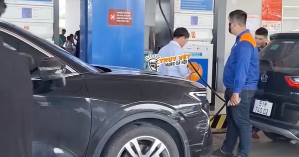 Thực hư cây xăng trên cao tốc chỉ mở 1 vòi để “ép” khách dùng dịch vụ