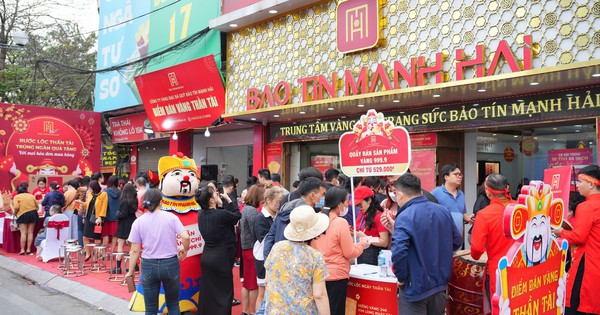 Bảo Tín Mạnh Hải phát thông báo nóng trước ngày Vía Thần Tài: Mỗi khách hàng chỉ mua 1 sản phẩm/ngày vào các khung giờ sau