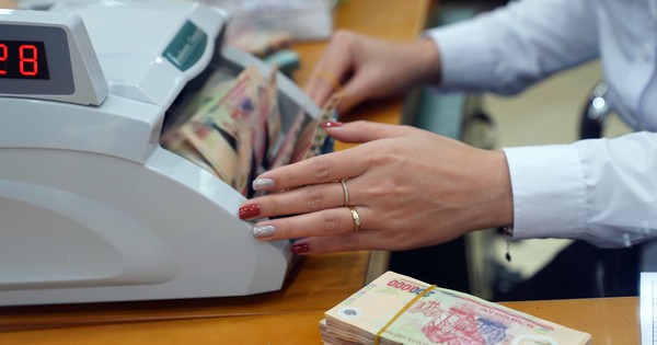 Từ hôm nay 23/2, một ngân hàng Big4 cộng lãi suất cho khách hàng gửi tiết kiệm