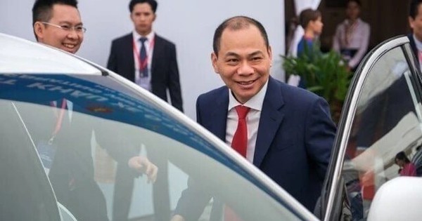 Đầu năm mới, hàng loạt doanh nghiệp ồ ạt tuyển hơn 8.200 lao động, riêng VinFast chiếm hơn 1/3