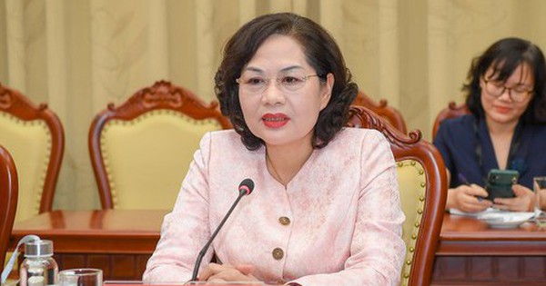 Thống đốc Nguyễn Thị Hồng cùng Chủ tịch Vietcombank, Agribank và nhiều nhân sự ngành Ngân hàng ứng cử đại biểu Quốc hội khóa XVI