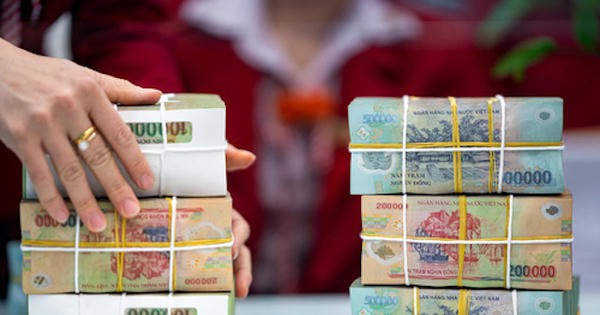 Lãi suất ngân hàng biến động