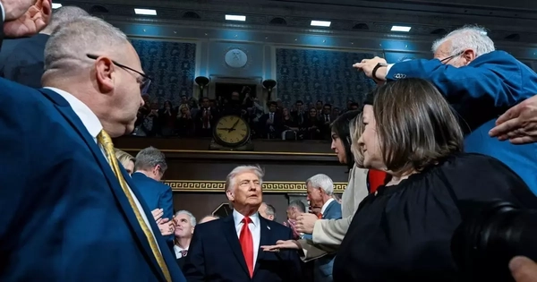 Những phát biểu đáng chú ý trong Thông điệp Liên bang dài kỷ lục của Tổng thống Mỹ Trump