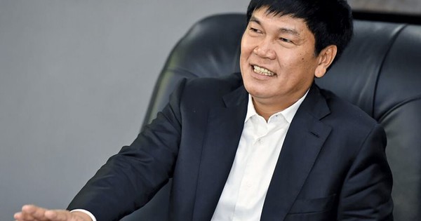 Tuổi mới rực rỡ của tỷ phú Trần Đình Long