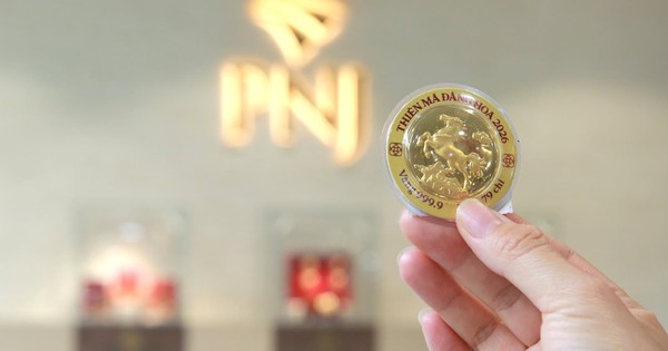 Vàng phá đỉnh 185 triệu: PNJ tung "vũ khí" gì mà quỹ của Bill Gates phải gom gấp cổ phiếu trước ngày Thần Tài?