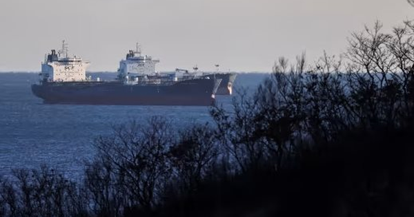 Không phải Nga, một quốc gia đang gặp khó với LNG: Vận chuyển 25.000 km mới tới tay khách hàng, châu Á ngày càng giảm nhu cầu