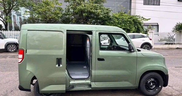 Lộ ảnh VinFast EC Van bản cửa lùa: Chưa rõ là xe thương mại hay AI, tăng sức cạnh tranh 'Su cóc'