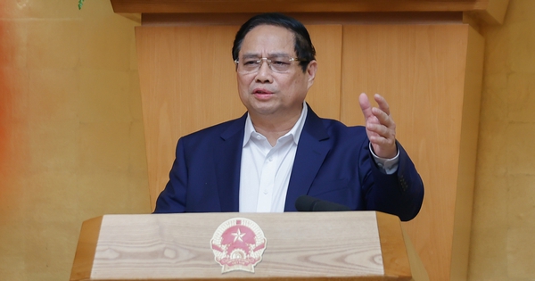 Thủ tướng chỉ đạo "siết" quản lý nhà đất công, xe công sau sắp xếp bộ máy