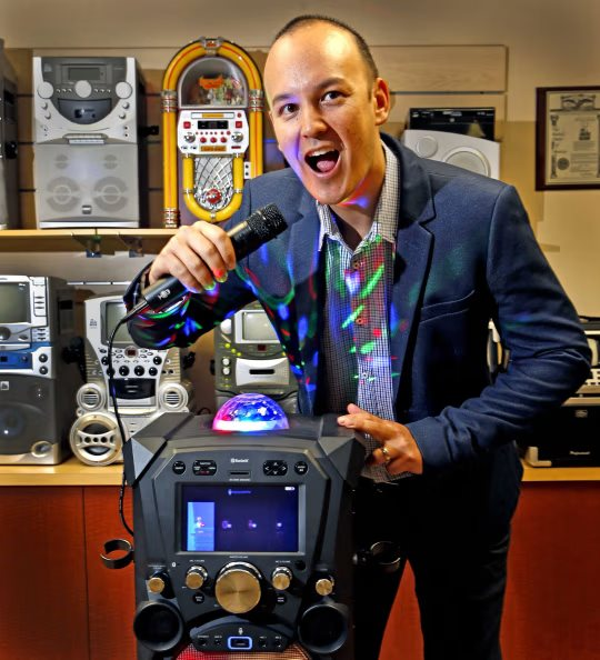 Một hãng bán máy Karaoke vô danh khiến toàn ngành logistics Mỹ náo loạn: Ra thông cáo về AI nhưng lại thổi bay 17,4 tỷ USD vốn hóa ngành vận tải - Ảnh 1