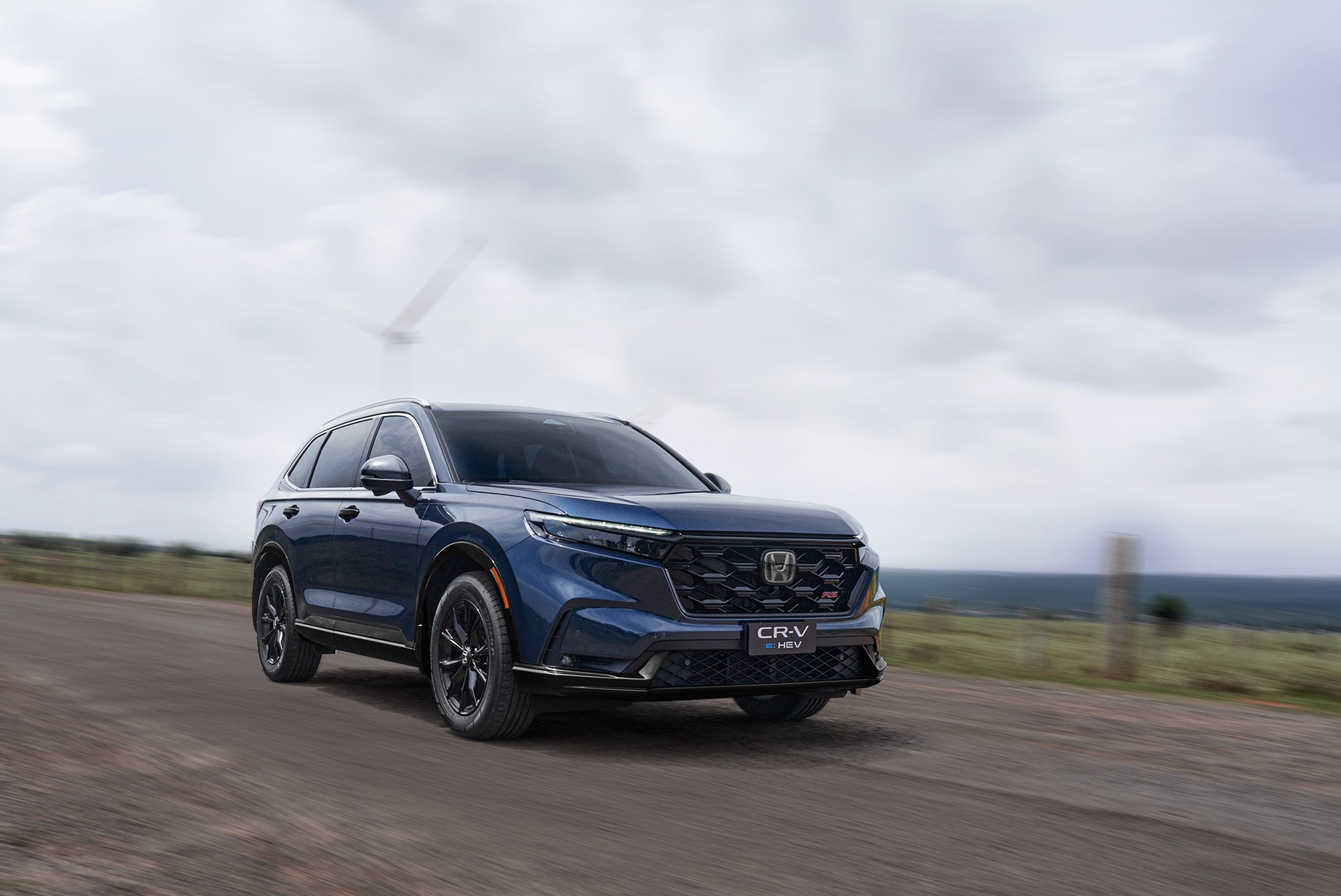 Honda CR-V hybrid lần đầu tiên được lắp ráp trong nước: ngoại hình có 1 điểm khác biệt, giá bán chưa được tiết lộ - Ảnh 2