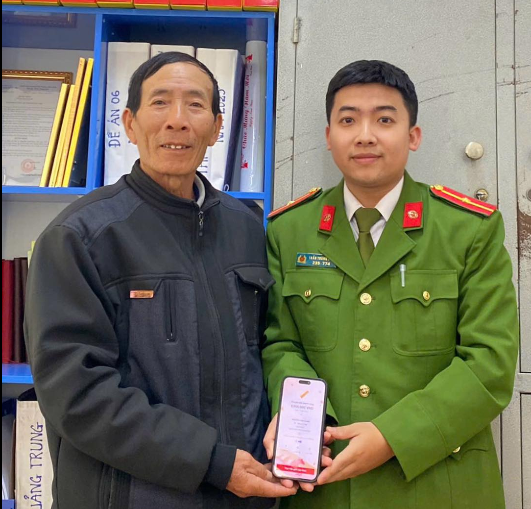 Gần 10 triệu chuyển vào tài khoản, người đàn ông bị gọi điện dồn dập - Ảnh 1