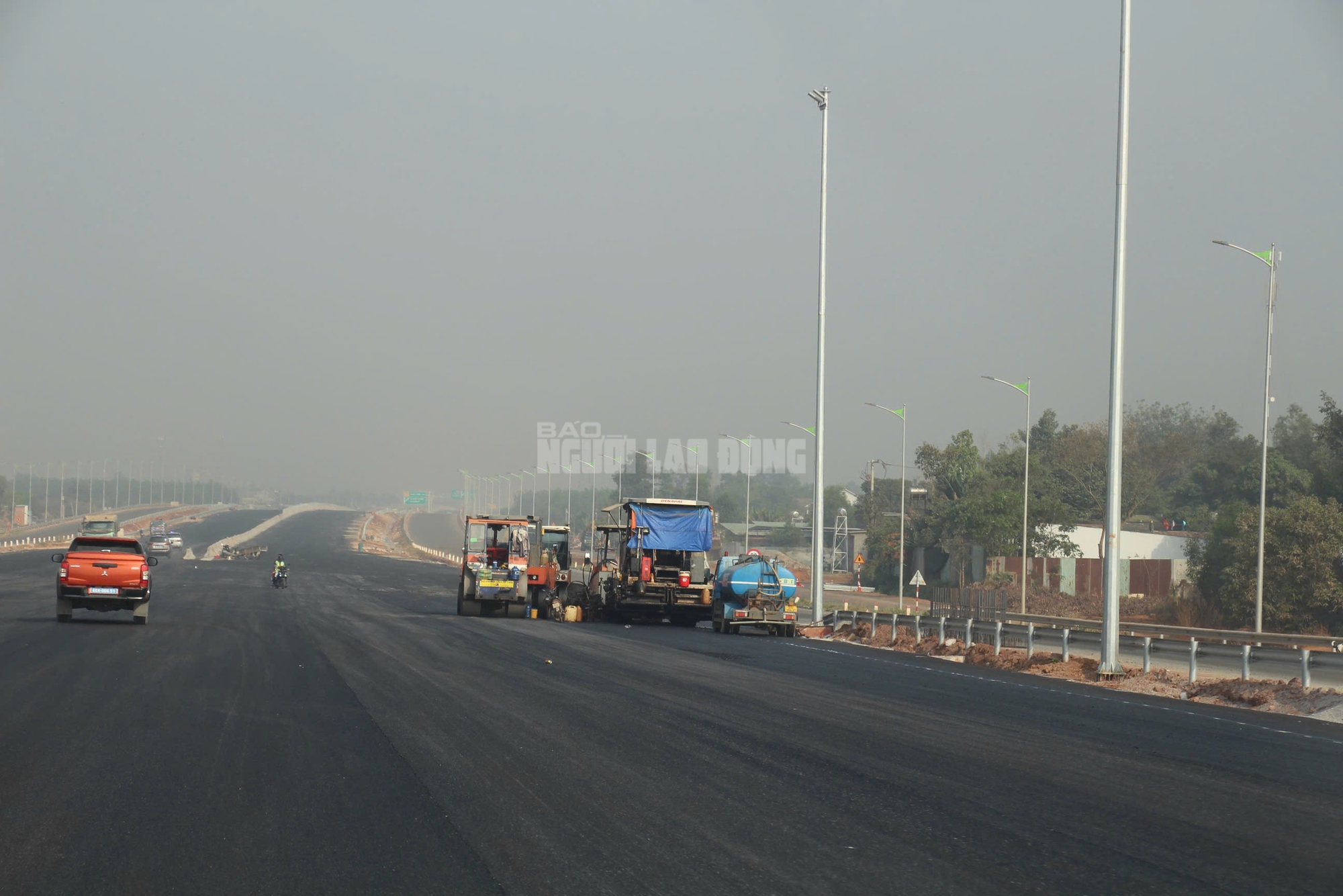 Khai thác tạm một số đoạn trên tuyến cao tốc Biên Hòa - Vũng Tàu trước Tết Nguyên đán - Ảnh 2