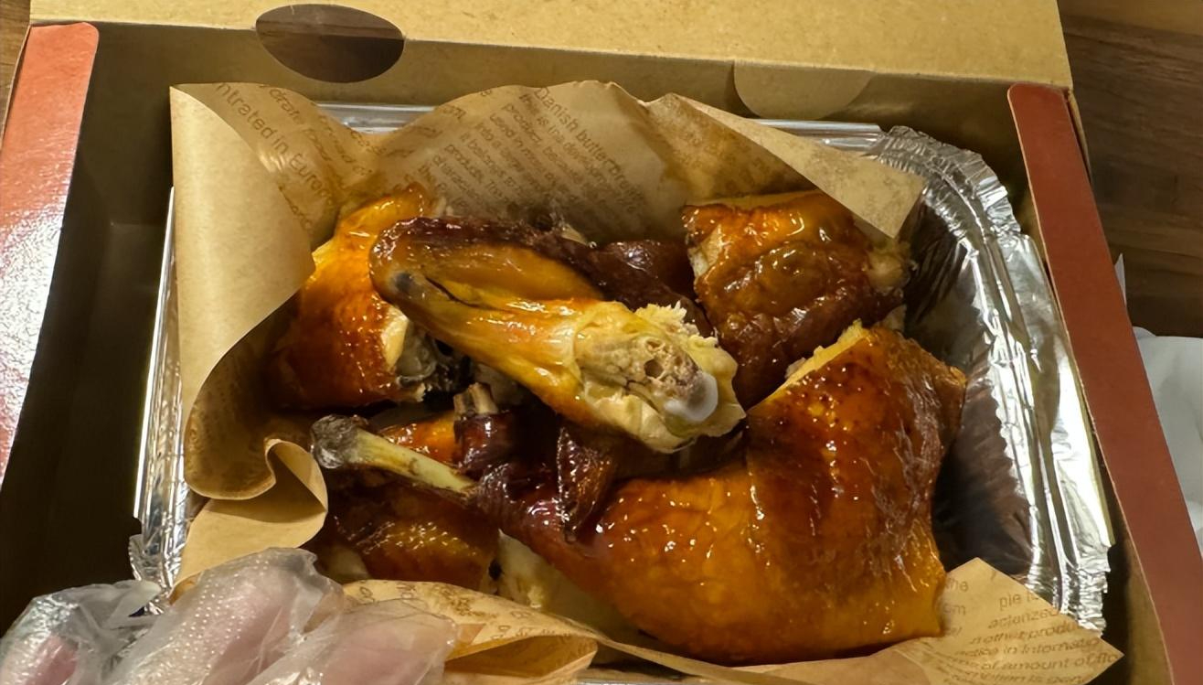 50 tuổi, dọn nhà theo 7 nguyên tắc này, một phụ nữ đã để dành hơn 700 triệu chỉ trong 5 năm - Ảnh 1