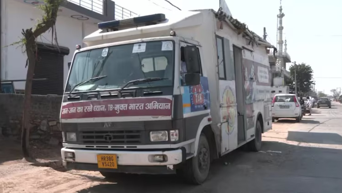 Ấn Độ lập trại y tế dã chiến, xét nghiệm diện rộng sau khi 7 trẻ tử vong liên tiếp chỉ sau 48 giờ phát bệnh - Ảnh 2