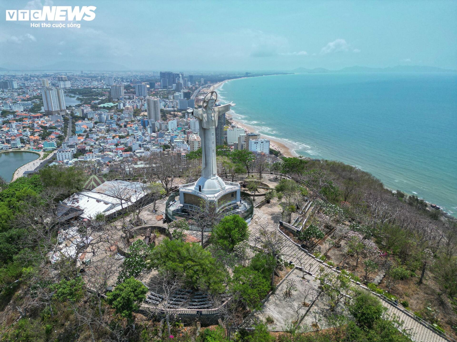 Diện mạo tuyến đường 13.900 tỷ đồng nối cao tốc ở TP.HCM sau 1 năm thi công - Ảnh 11