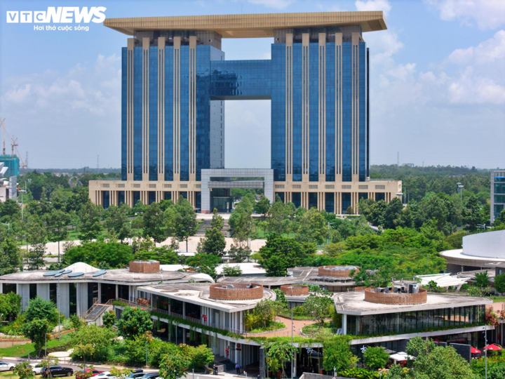 Bước ngoặt lịch sử của siêu đô thị TP.HCM - Ảnh 4