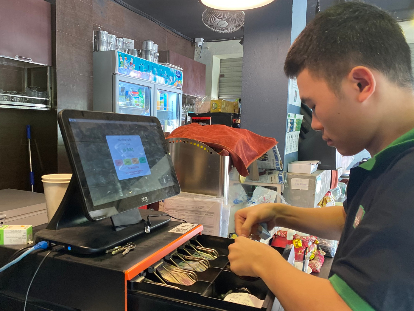 Sắp hết cảnh xuất hóa đơn với giao dịch giữa đêm, mua bán nhỏ lẻ? - Ảnh 2