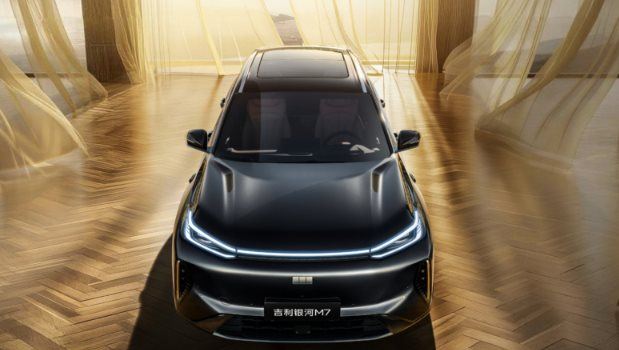 Hãng xe xây nhà máy tại Việt Nam ra mắt SUV ăn xăng 3,35 lít/100 km, giá khởi điểm 650 triệu đồng - Ảnh 1