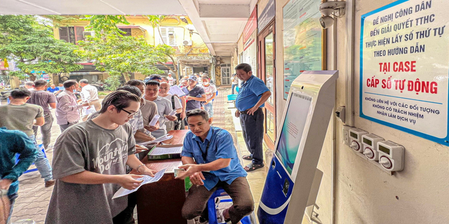 Thông tin mới nhất về giấy phép lái xe mà người dân Hà Nội cần nắm rõ - Ảnh 1