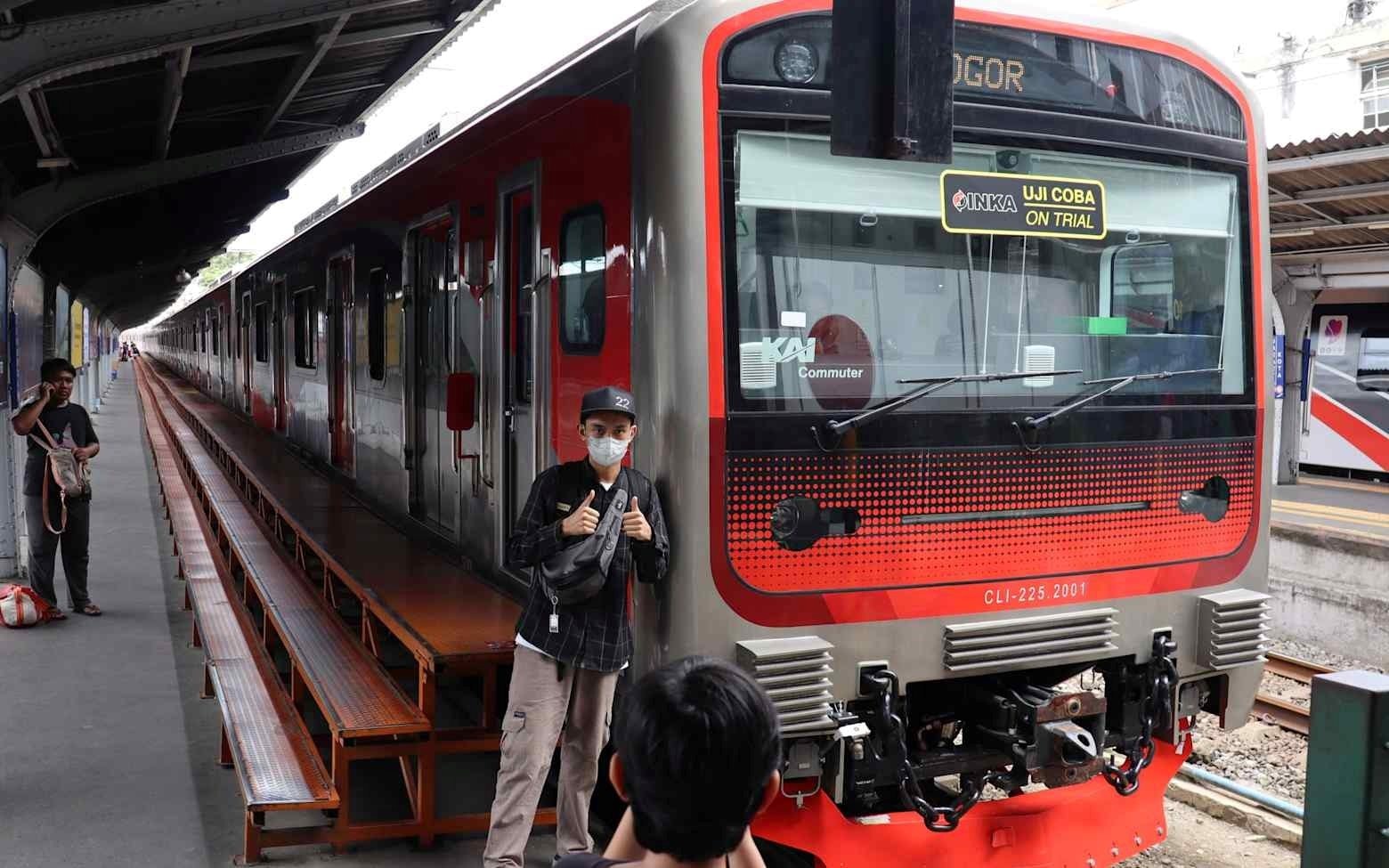 Từ chối nhà thầu Nhật vì giá đắt, nước Đông Nam Á chốt mua toa tàu điện từ Trung Quốc, người dân tỏ ra tiếc nuối - Ảnh 1