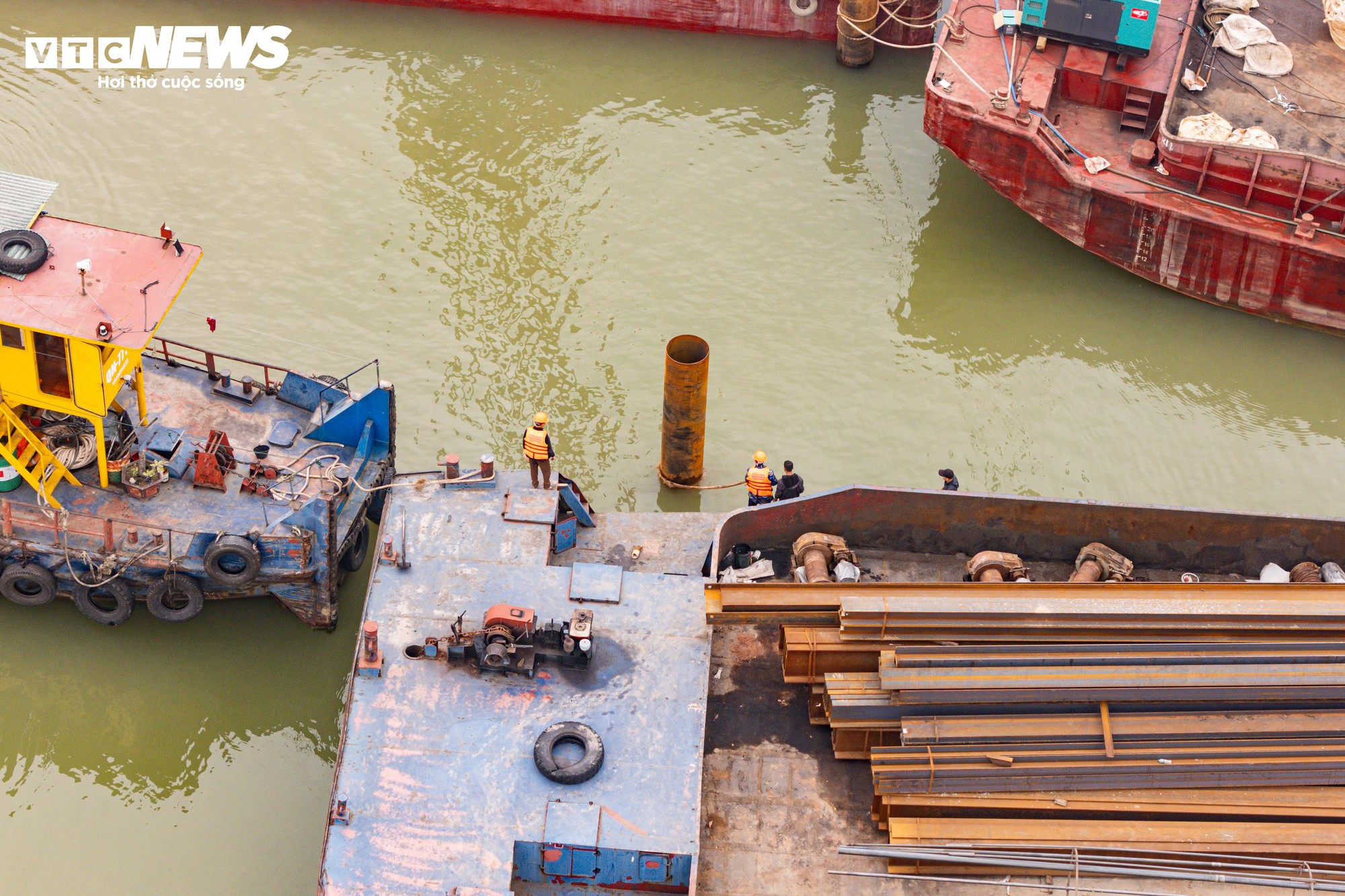 Toàn cảnh công trường thi công cây cầu kết nối Hà Nội - Hưng Yên - Ảnh 8