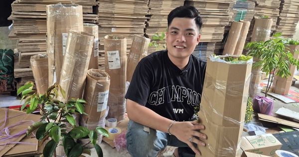 Tết chủ shop đi chơi, đơn hàng vẫn "nổ" ầm ầm