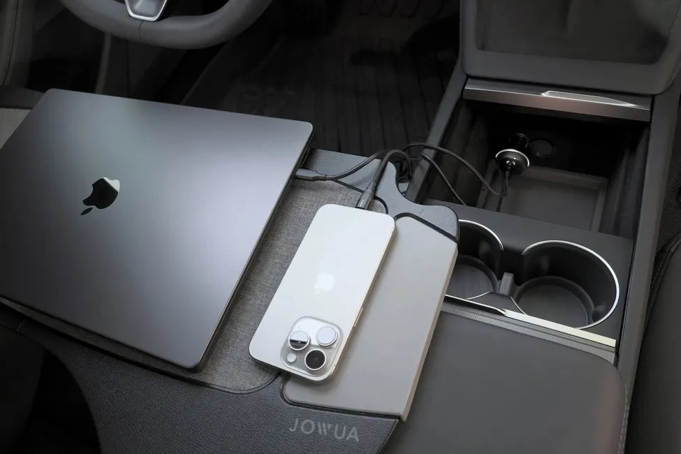 Lẽ ra phải ngày càng rẻ đi, món đồ mà gần như ai cũng "ôm ấp" hàng ngày này lại "tăng như giá vàng" - Ảnh 1