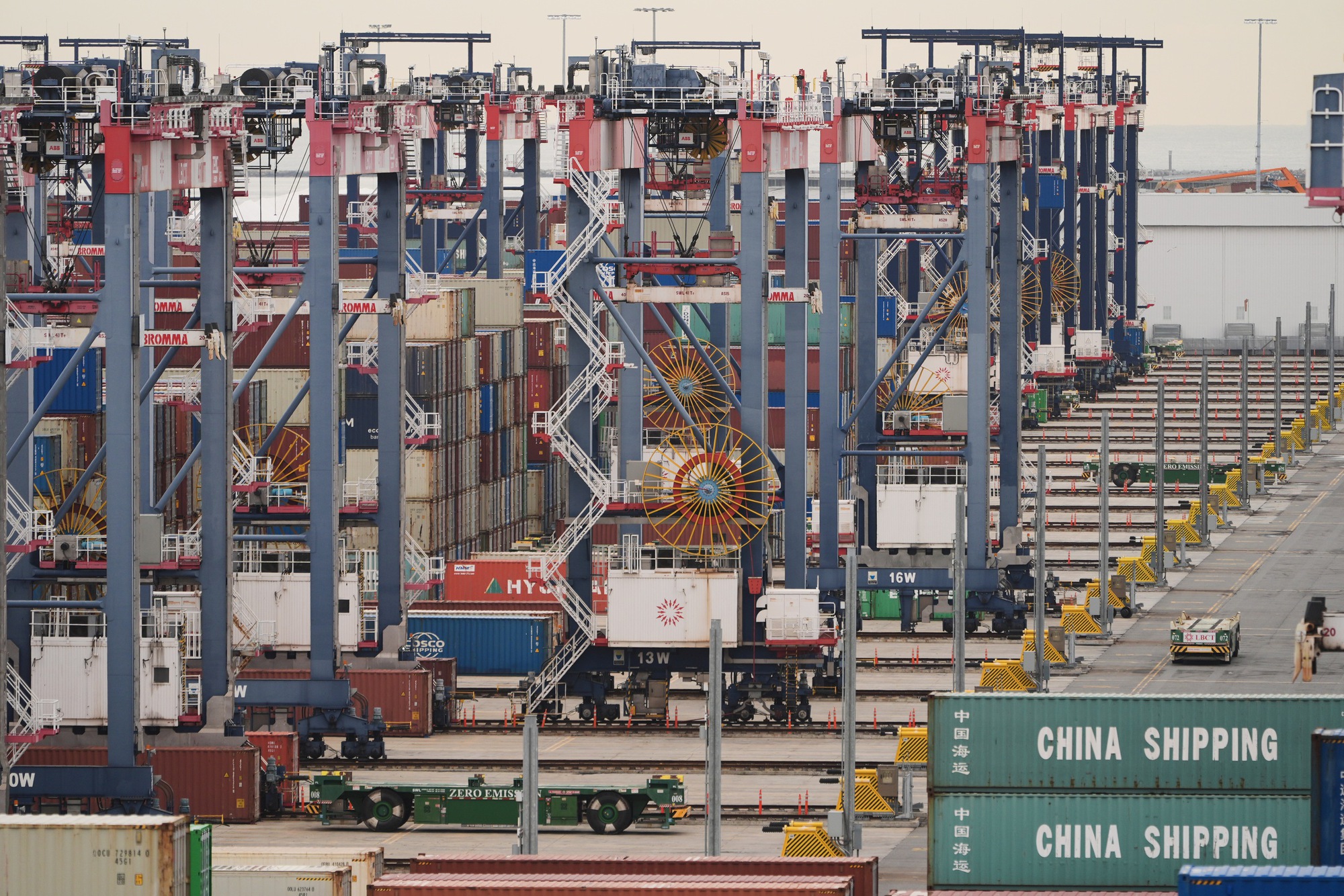 Thế giới đánh giá thuế quan mới của Mỹ - Ảnh 1