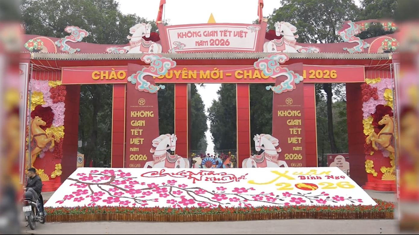 Công viên Hà Nội 'thay da đổi thịt', trang trí rực rỡ đón Xuân - Ảnh 4