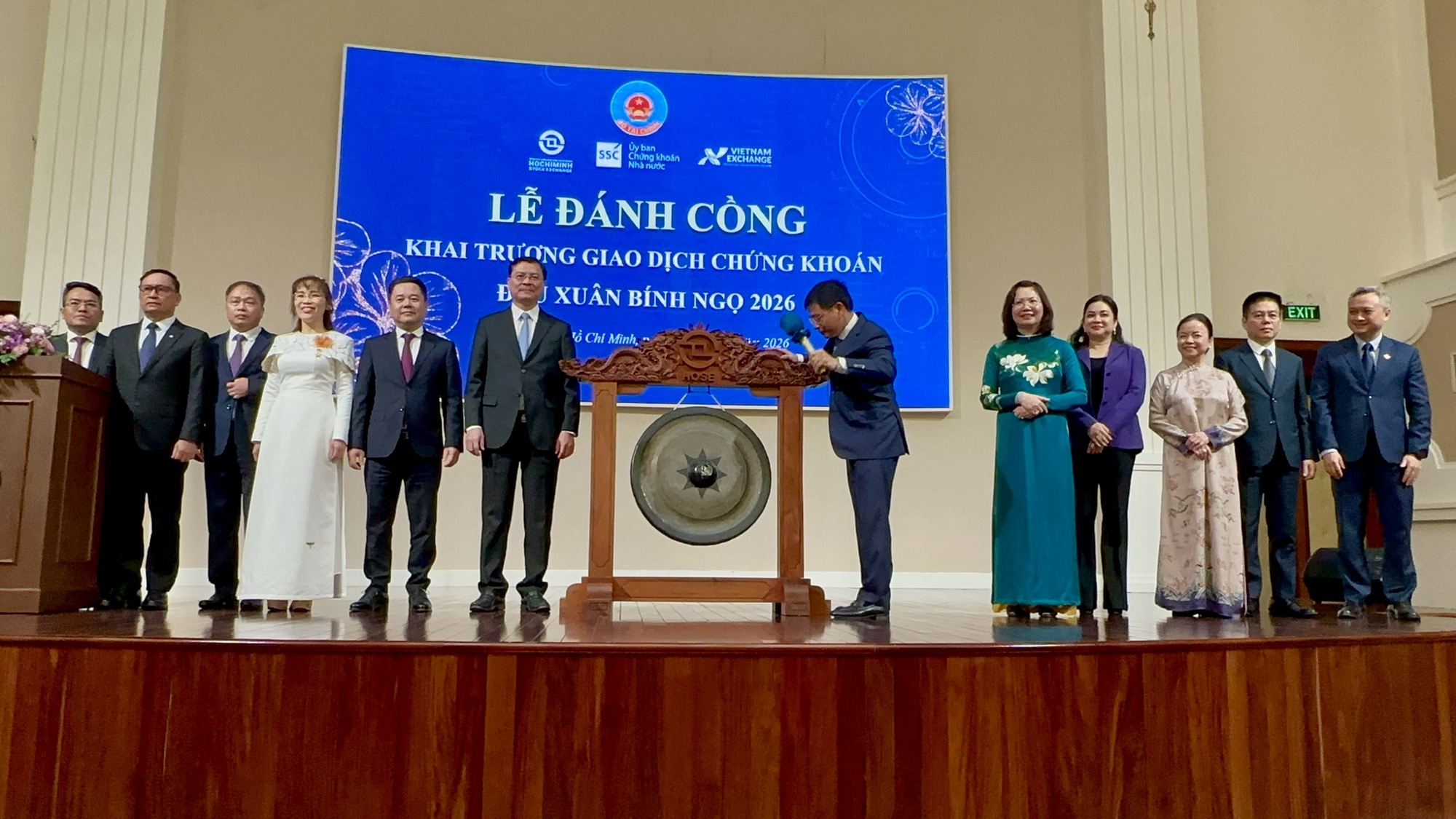 Bộ trưởng Bộ Tài chính giao nhiệm vụ cho ngành chứng khoán năm 2026 - Ảnh 1