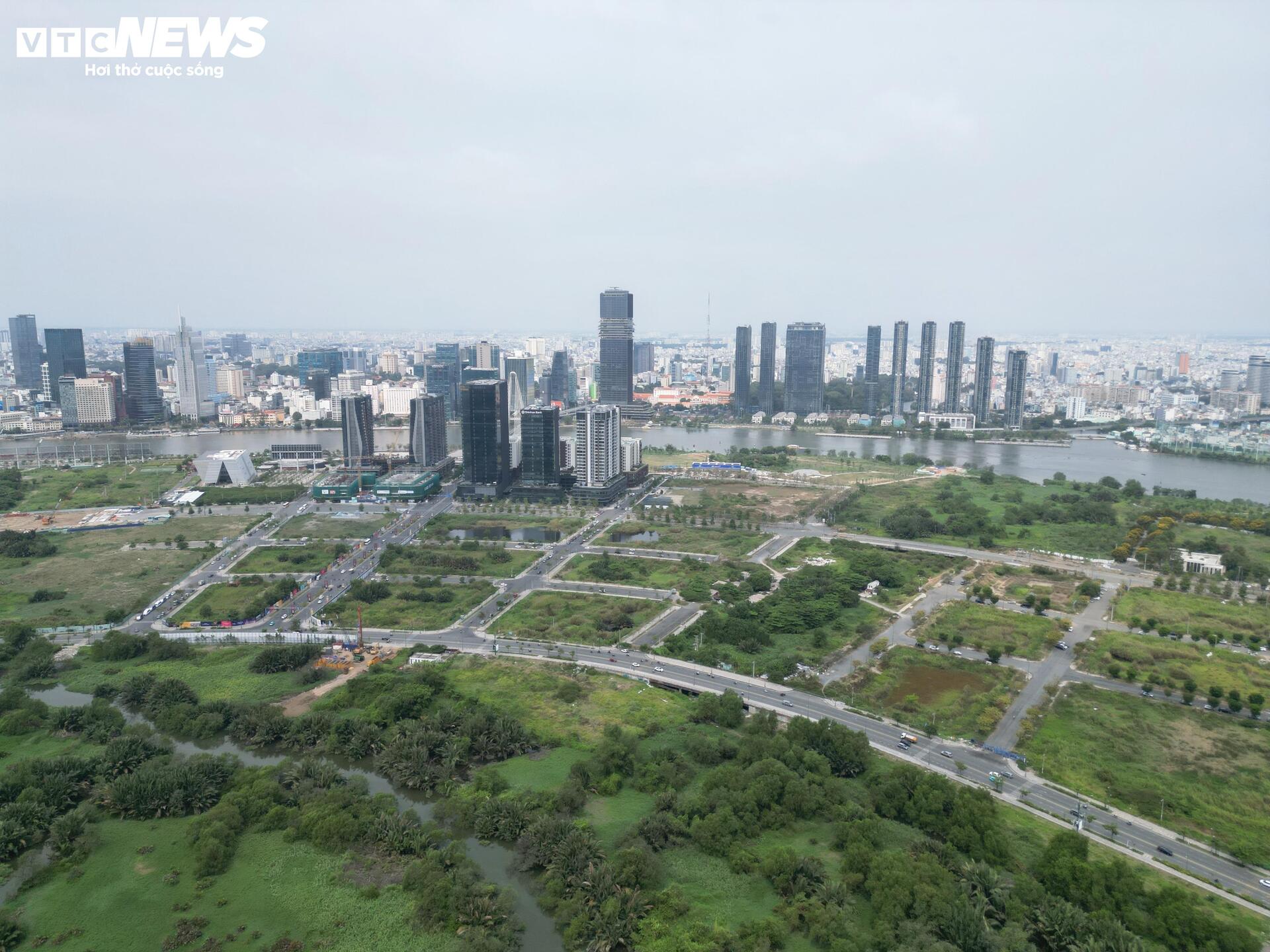 Cận cảnh khu 'đất vàng' được đề xuất xây tháp 99 tầng cao nhất Việt Nam - Ảnh 8