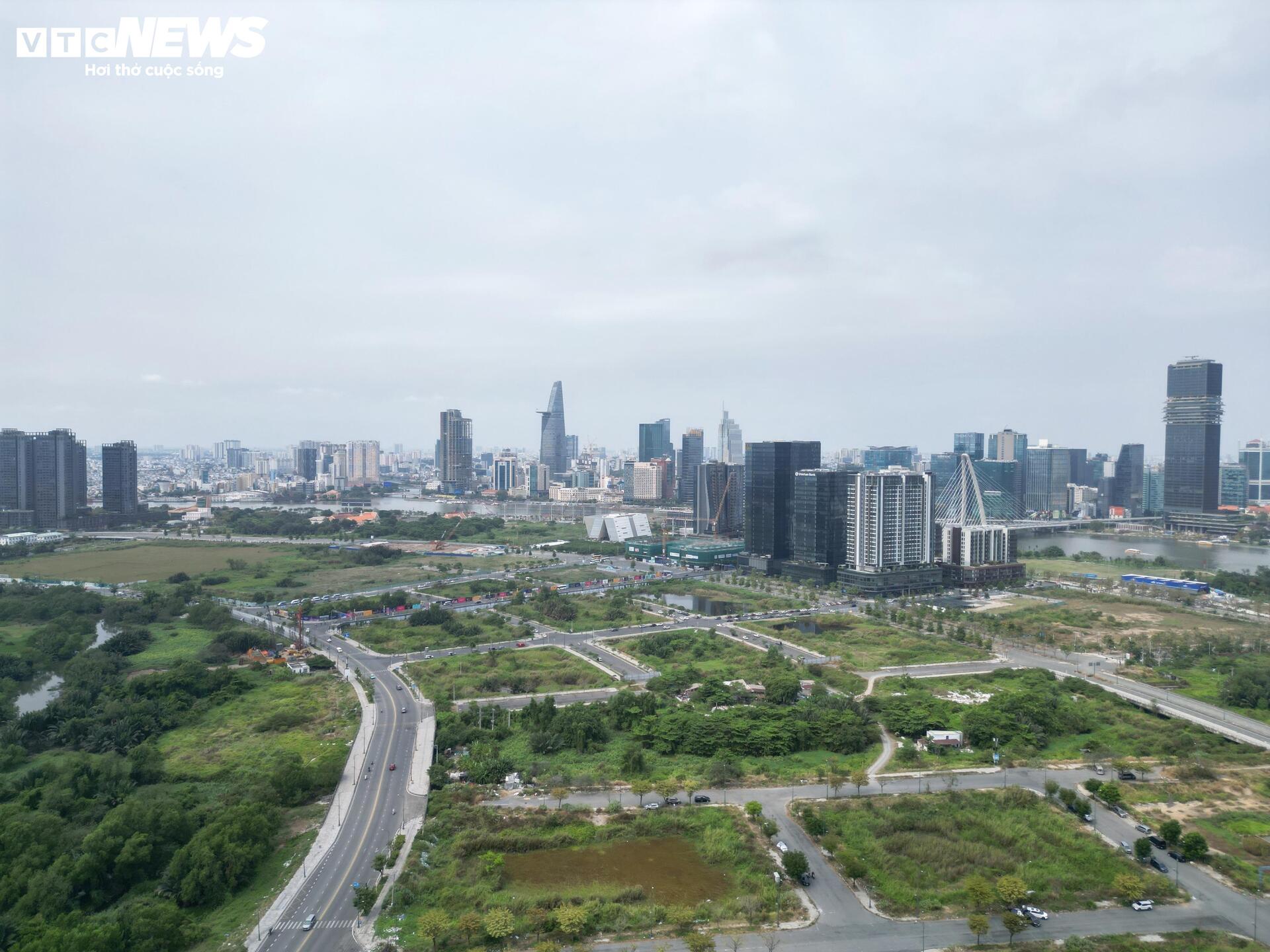 Cận cảnh khu 'đất vàng' được đề xuất xây tháp 99 tầng cao nhất Việt Nam - Ảnh 12