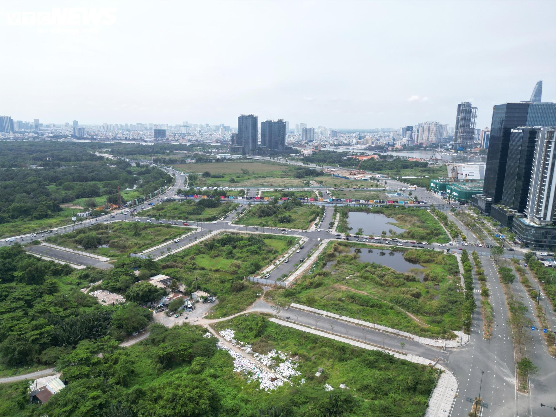 Cận cảnh khu 'đất vàng' được đề xuất xây tháp 99 tầng cao nhất Việt Nam - Ảnh 6