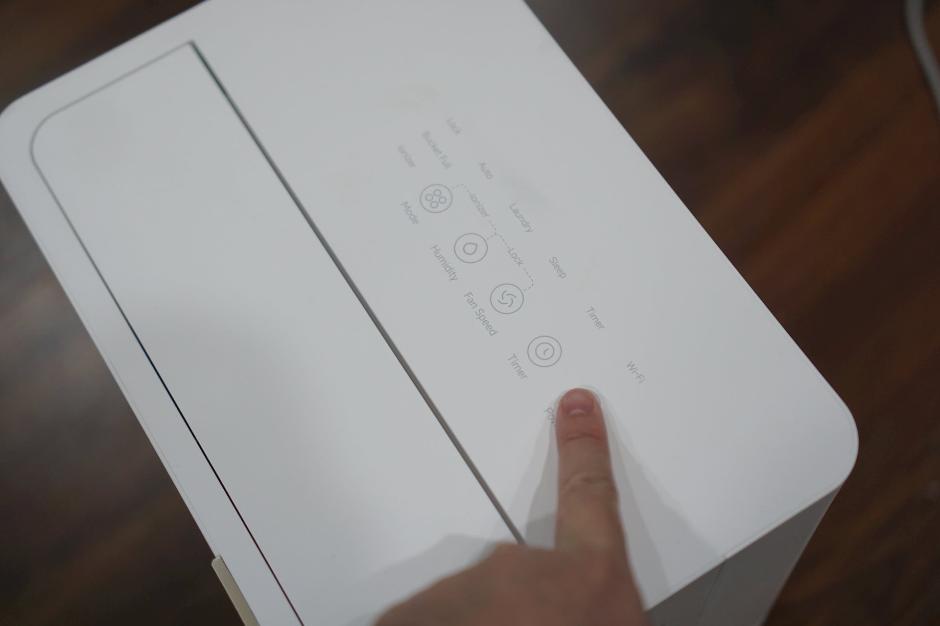 Nồm ẩm miền Bắc đến thật rồi - mẫu máy hút ẩm nhỏ gọn, giá 6,8 triệu này sẽ là lời giải cho ngôi nhà của bạn - Ảnh 6