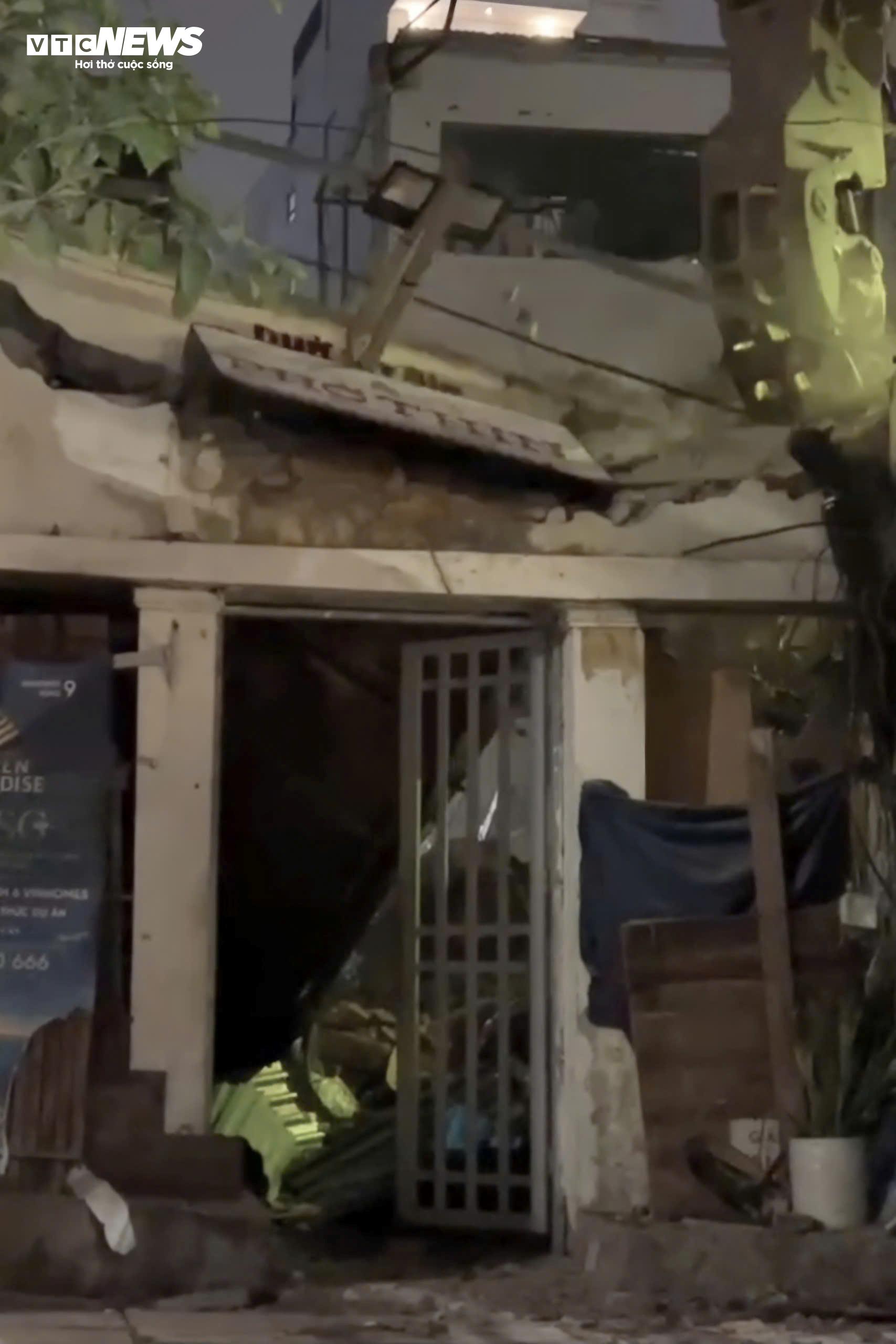 Sau di dời dân cư, khu vực ven Hồ Gươm bắt đầu thi công quảng trường - Ảnh 7