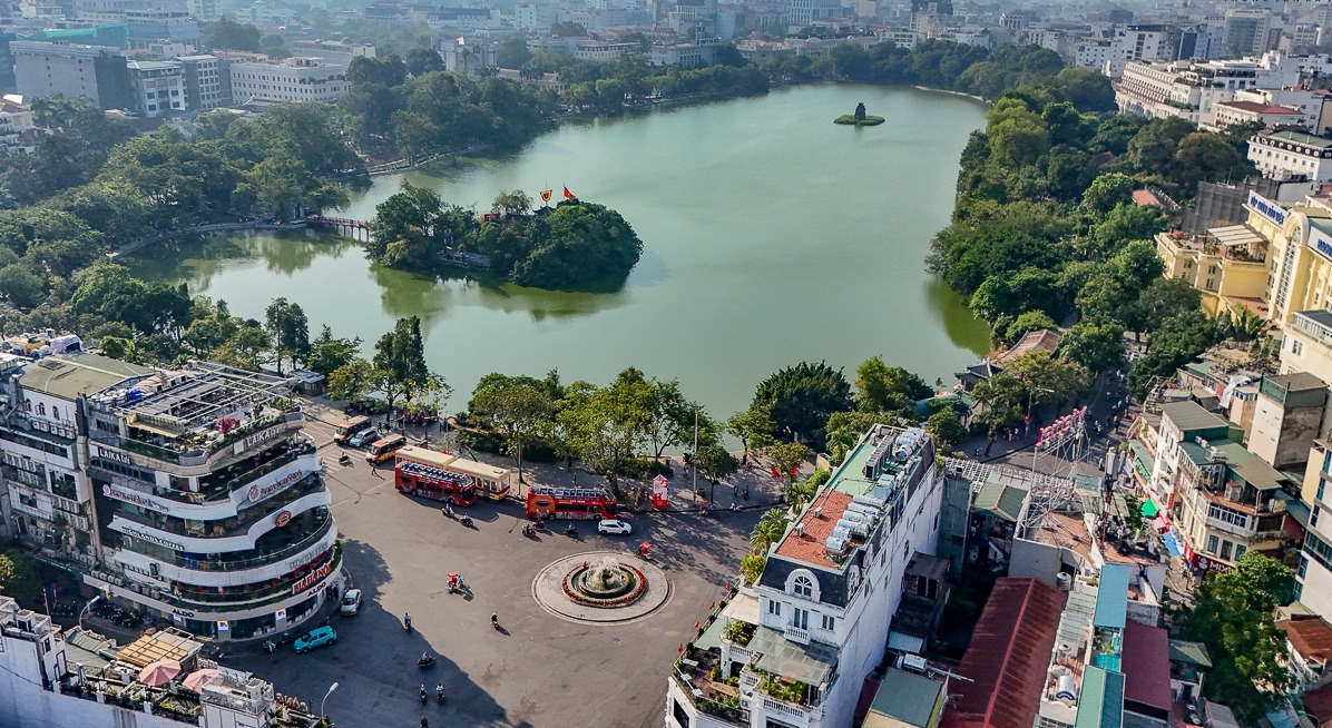 Hà Nội di dời hơn 860.000 người dân nội đô: Thị trường bất động sản sẽ bị tác động ra sao? - Ảnh 1