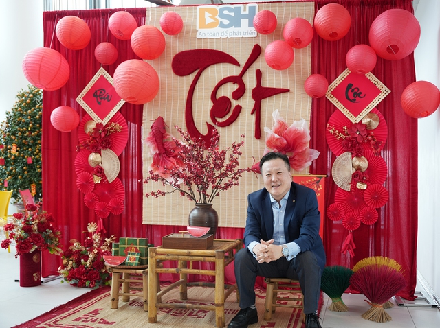 Chủ tịch người Hàn Quốc của BSH và góc nhìn “lạ” về bảo hiểm Việt Nam từ chuyện người Việt phản ứng với tiếng Karaoke của hàng xóm - Ảnh 13