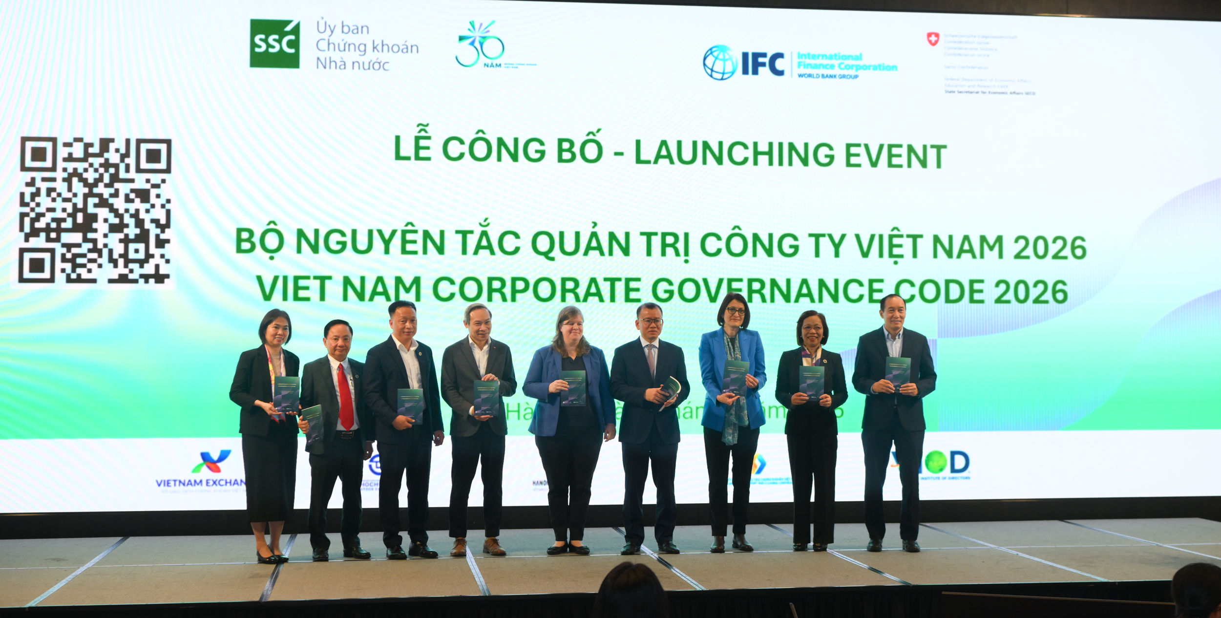 Uỷ ban Chứng khoán Nhà nước công bố Bộ Nguyên tắc Quản trị Công ty 2026: Thúc đẩy lan toả thông lệ tốt, dọn đường hút vốn ngoại - Ảnh 2