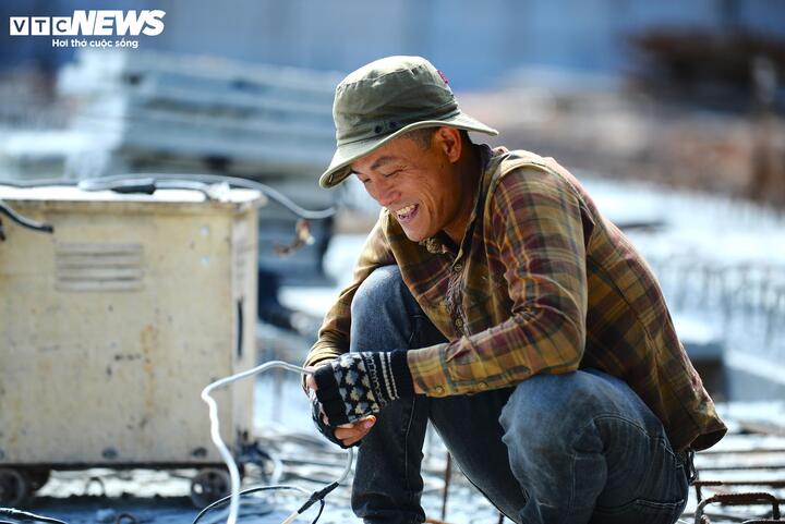 Cận cảnh cầu cạn qua điểm sạt lở khổng lồ trên đèo Mimosa tại Đà Lạt - Ảnh 12