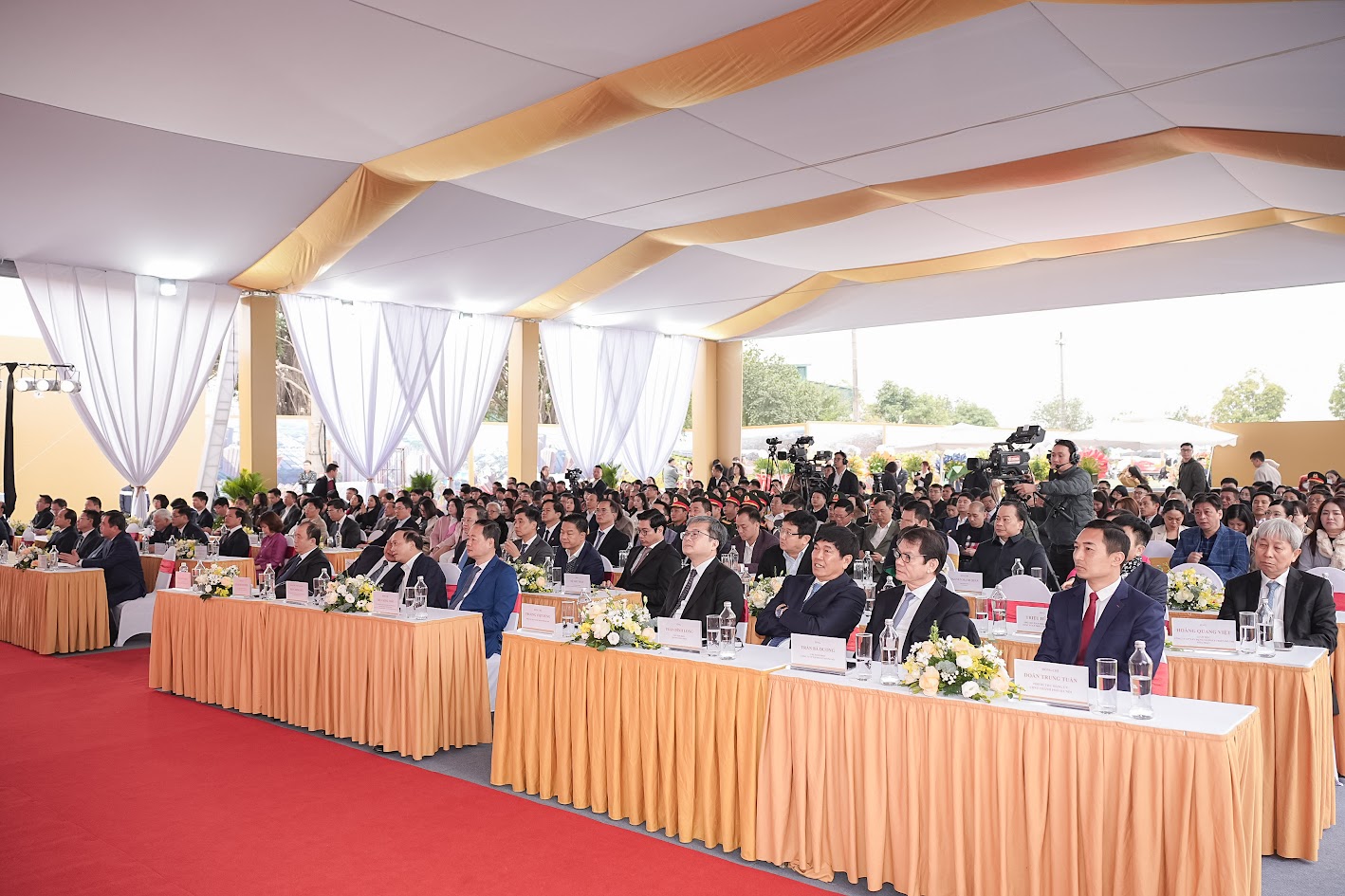 Đại gia Khoa “khàn” chỉ cách Hà Nội đang làm để kiểm soát lợi nhuận để đưa giá nhà về gần thu nhập người dân - Ảnh 2